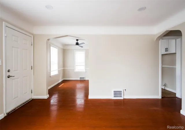 Photo 3 of Single family home for sale at 15605 Veronica Ave, Eastpointe, MI 48021 | MLS# 20261063377 | Listing updated on 2026-08-26