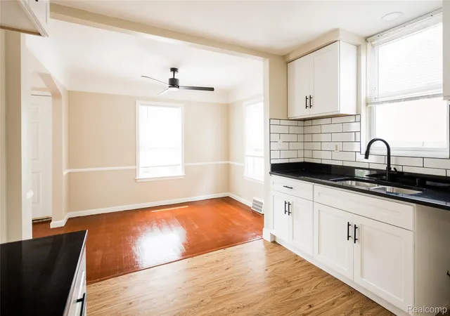 Photo 4 of Single family home for sale at 15605 Veronica Ave, Eastpointe, MI 48021 | MLS# 20261063377 | Listing updated on 2026-08-26