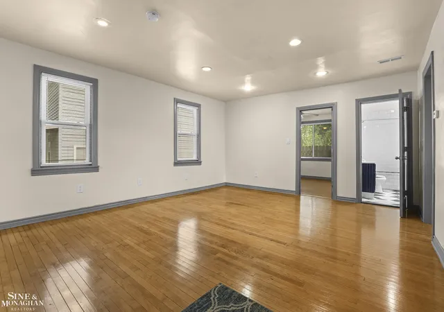 4th image of 1312 E Harry Ave, Hazel Park, MI 48030 | MLS# 58050218074