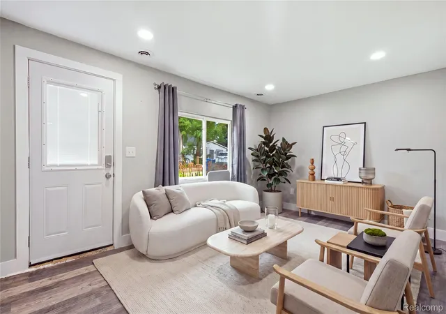 Photo 2 of Single family home for sale at 1039 Ennest Blvd, White Lake, MI 48386 | MLS# 20261063380 | Listing updated on 2026-09-04