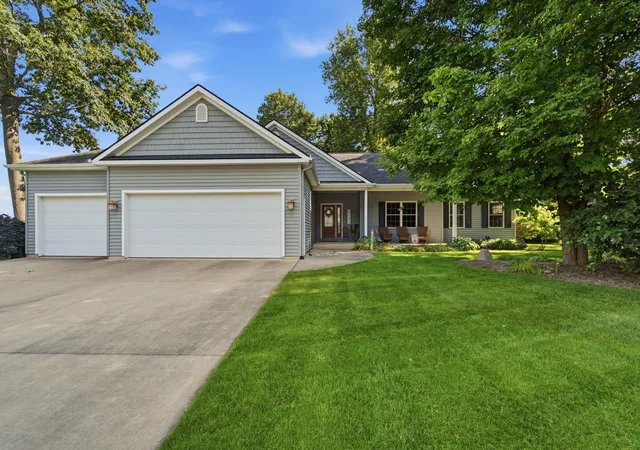 1st image of 6143 Sunshine Ave, Schoolcraft, MI 49087 | MLS# 66026041852