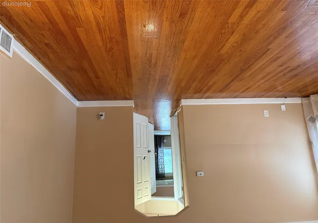 Photo 3 of Single family home for sale at 6732 Rockdale St, Dearborn Heights, MI 48127 | MLS# 20261063390 | Listing updated on 2026-09-21