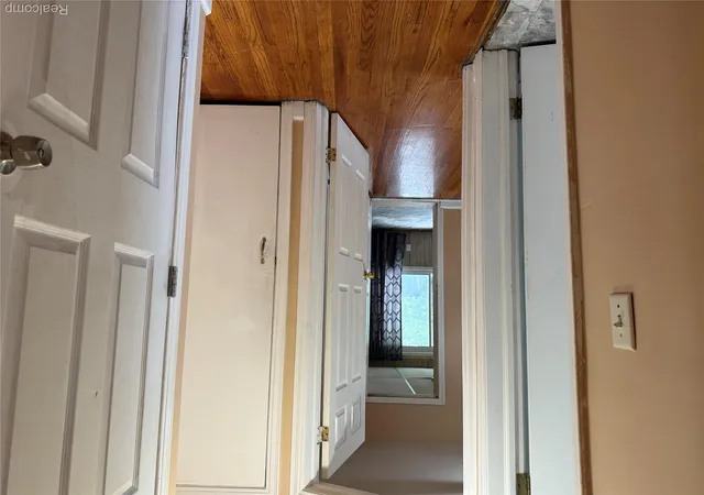 Photo 4 of Single family home for sale at 6732 Rockdale St, Dearborn Heights, MI 48127 | MLS# 20261063390 | Listing updated on 2026-09-21