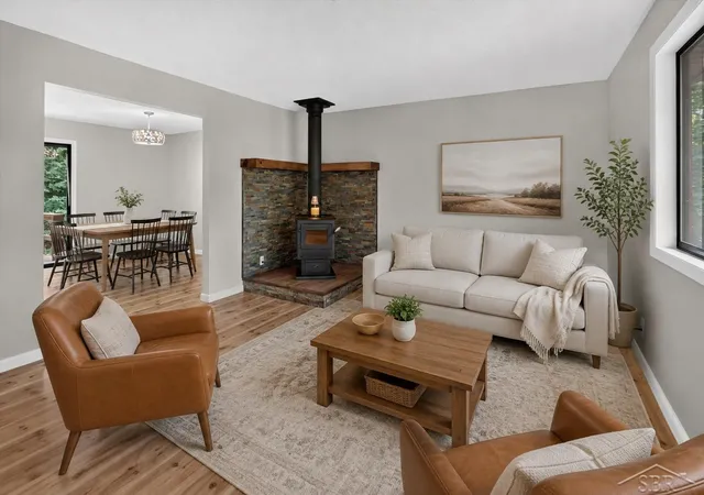 3rd image of 5016 Airport Rd, Midland, MI 48642 | MLS# 61050218086