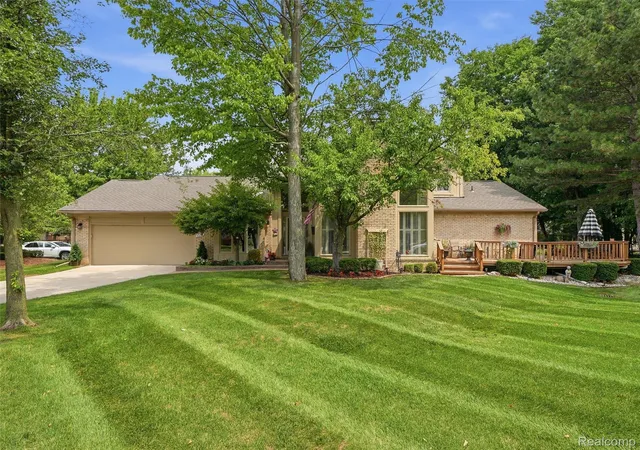 Photo 1 of Condo for sale at 43162 W Kirkwood Dr, Clinton Township, MI 48038 | MLS# 20261063418 | Listing updated on 2026-09-14