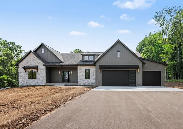 1st image of 10621 Sun Da Go Dr, Middleville, MI 49333 | MLS# 65026041869