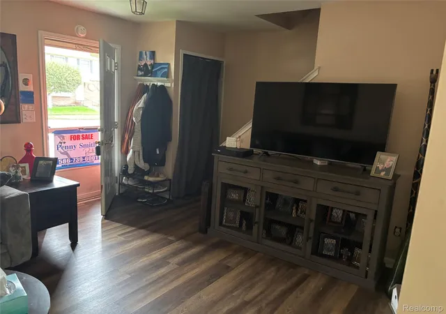 Photo 3 of House for sale at 19812 Great Oaks Cir #371, Clinton Township, MI 48036 | MLS# 20261063424 | Listing updated on 2026-09-04