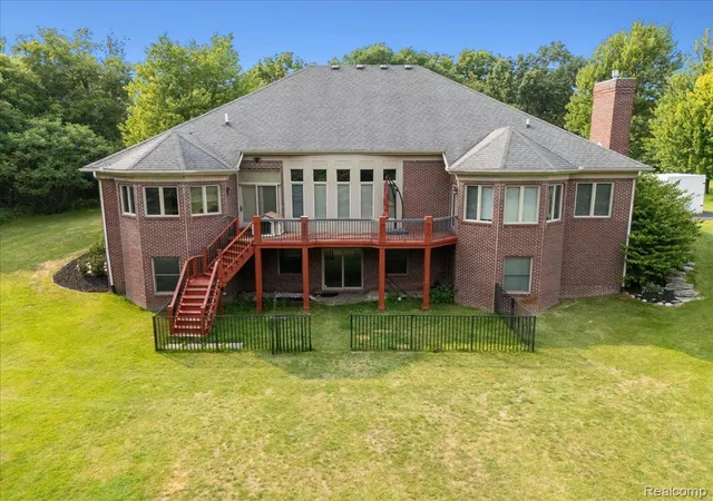 3rd image of 3279 Beach Lake Dr E, Milford, MI 48380 | MLS# 20261063442