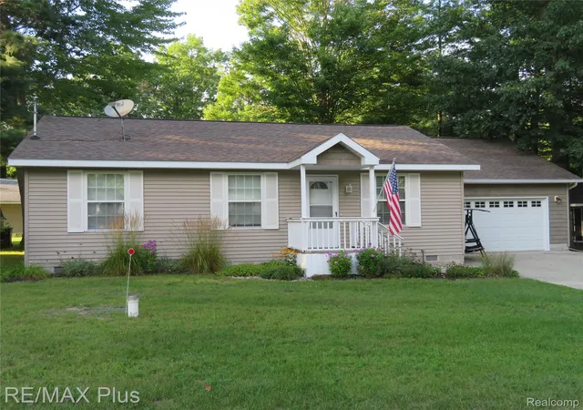 1st image of 10369 W Higgins Lake Dr, Roscommon, MI 48653 | MLS# 20261063446
