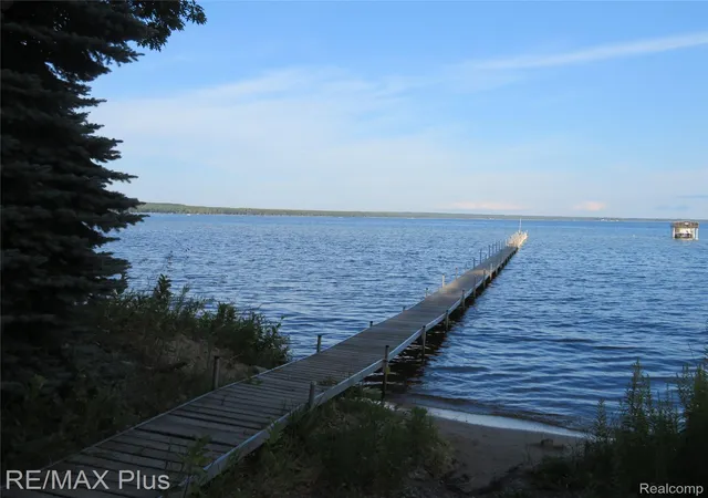 2nd image of 10369 W Higgins Lake Dr, Roscommon, MI 48653 | MLS# 20261063446