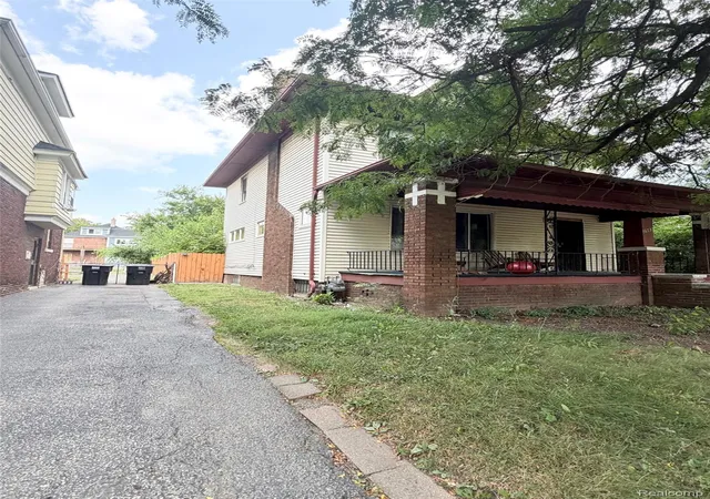 Photo 3 of Single family home for sale at 2982 Northwestern St, Detroit, MI 48206 | MLS# 20261063462 | Listing updated on 2026-08-11