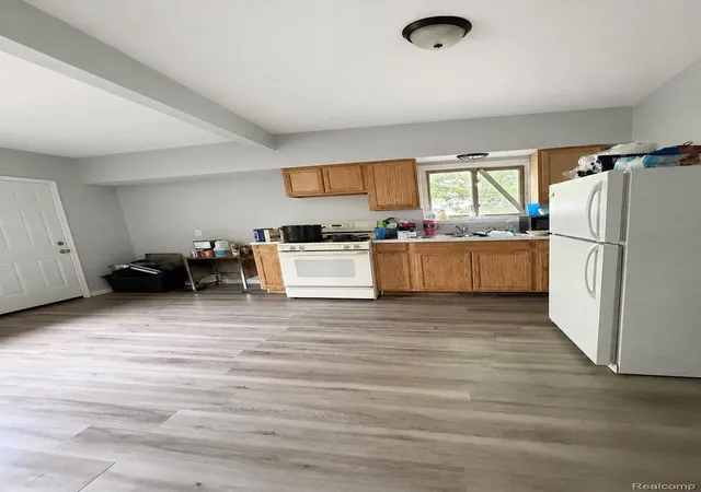 Photo 4 of Single family home for sale at 2982 Northwestern St, Detroit, MI 48206 | MLS# 20261063462 | Listing updated on 2026-08-11