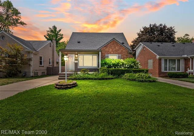 Photo 1 of Sale Pending at 1511 N Silvery Ln, Dearborn, MI 48128 | MLS# 20261063467 | Listing updated on 2026-08-21