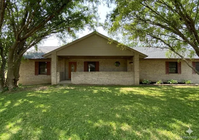Photo 2 of Single family home for sale at 7715 Hidden Knoll Ct, Byron, MI 48418 | MLS# 20261063473 | Listing updated on 2026-08-24