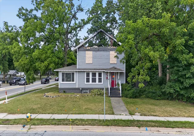 2nd image of 938 W Oregon St, Lapeer, MI 48446 | MLS# 20261063472