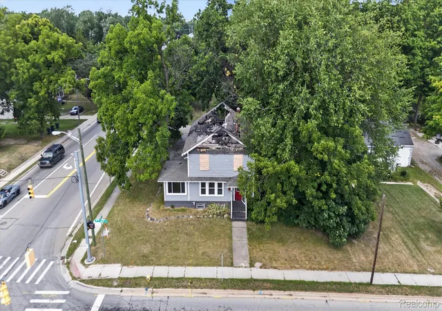 5th image of 938 W Oregon St, Lapeer, MI 48446 | MLS# 20261063472