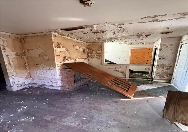 Photo 3 of Single family home for sale at 19260 Hull St, Highland Park, MI 48203 | MLS# 20261063477 | Listing updated on 2026-08-15