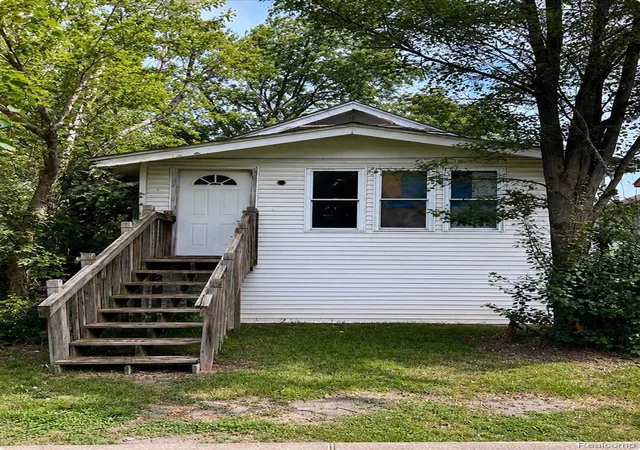 1st image of 734 Barrie Ave, Flint, MI 48507 | MLS# 20261063480