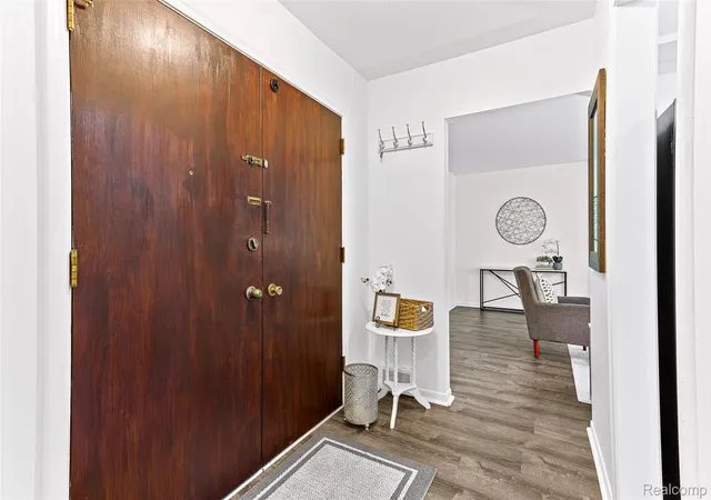 3rd image of 2926 Mount Hope Rd, Okemos, MI 48864