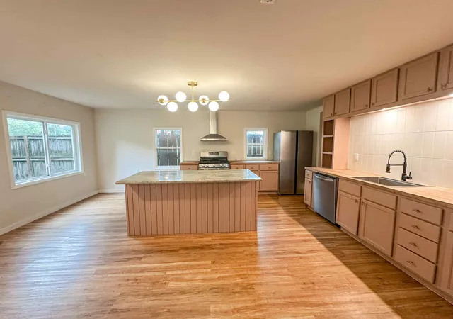 4th image of 117 Lovell St, Schoolcraft, MI 49087 | MLS# 66026041903