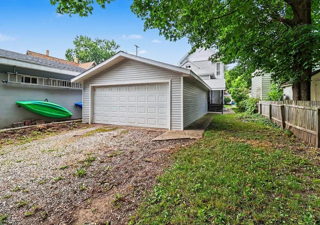 15th image of 531 Fairview Ave, Manistee, MI 49660 | MLS# 67026041904