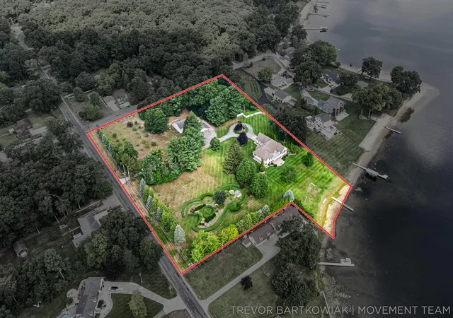 Photo 1 of Single family home for sale at 2696 Middle Lake Rd, Twin Lake, MI 49457 | MLS# 71026041905 | Listing updated on 2026-08-11