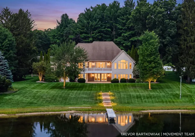 Photo 2 of Single family home for sale at 2696 Middle Lake Rd, Twin Lake, MI 49457 | MLS# 71026041905 | Listing updated on 2026-08-11