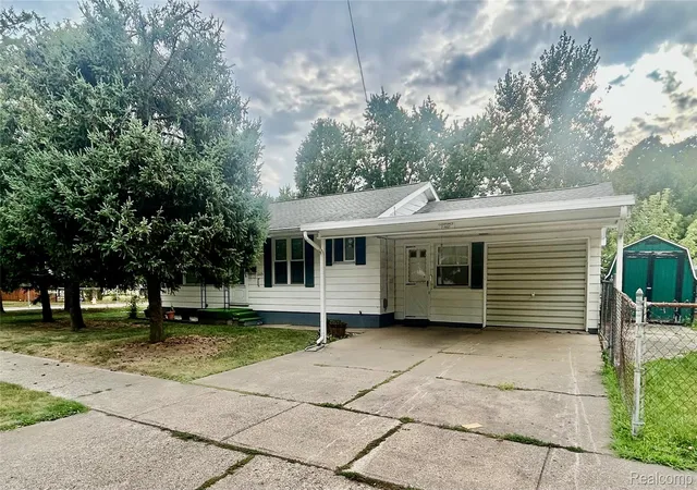 1st image of 1005 N Jackson St, Lapeer, MI 48446 | MLS# 20261063507