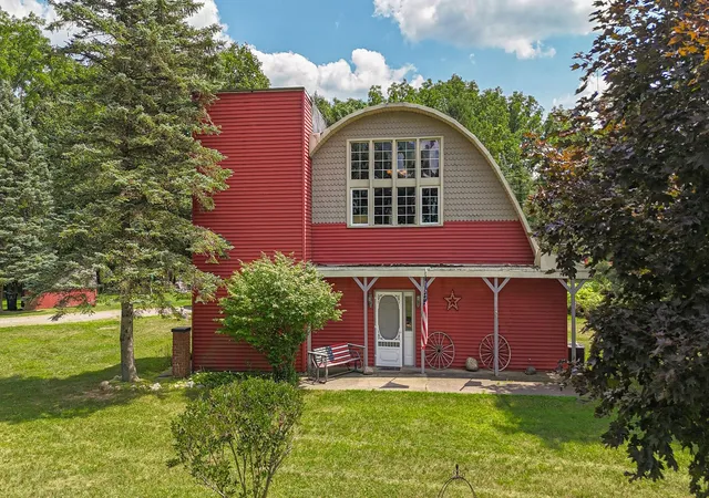 Photo 1 of Single family home for sale at 92079 54th Street, Dowagiac, MI 49047 | MLS# 69026041913 | Listing updated on 2026-09-08