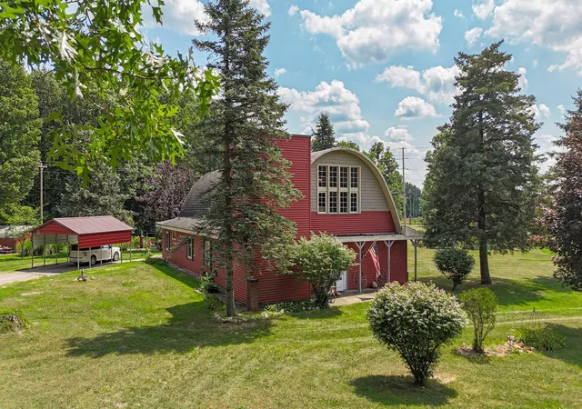 Photo 3 of Single family home for sale at 92079 54th Street, Dowagiac, MI 49047 | MLS# 69026041913 | Listing updated on 2026-09-08