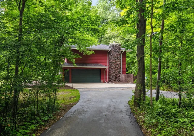 2nd image of 3783 E Kens Ln, Midland, MI 48642 | MLS# 61050218113