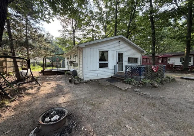 13th image of 11660 Oriole Dr, Lakeview, MI 48850 | MLS# 65026041935