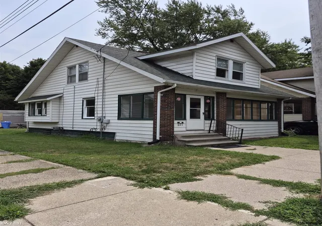 1st image of 601 Lathrop St, Lansing, MI 48912 | MLS# 5050218125