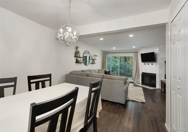 4th image of 31444 Orchard Crk, Farmington Hills, MI 48334 | MLS# 20261063562
