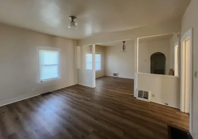 Photo 3 of Single family home for sale at 864 Highland Ave, Benton Harbor, MI 49022 | MLS# 69026041966 | Listing updated on 2026-08-17