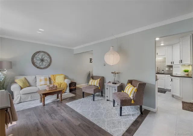Photo 3 of Single family home for sale at 605 Autumn Dr, Flushing, MI 48433 | MLS# 20261063599 | Listing updated on 2026-09-06