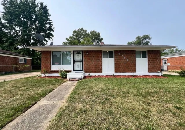 Photo 1 of Single family home for sale at 6155 Natchez Dr, Mount Morris, MI 48458 | MLS# 5050218142 | Listing updated on 2026-09-12