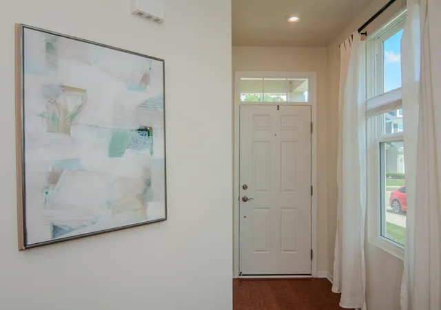 Listing Photo 4 - Condo for sale in building located at 2817 Fairgrove Crescent, Ann Arbor, MI 48108