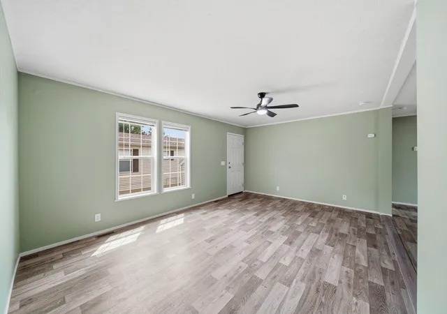Photo 4 of Single family home for sale at 520 Missouri River Ct, Adrian, MI 49221 | MLS# 81026041987 | Listing updated on 2026-10-16