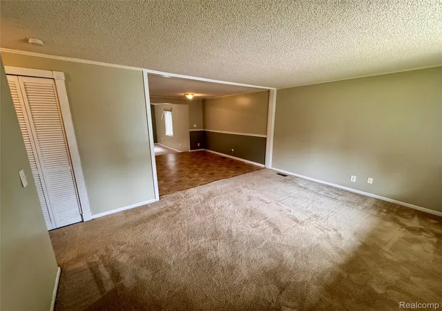 Photo 4 of Single family home for sale at 37197 Jefferson Ave, Harrison Charter Township Macomb, MI 48045 | MLS# 20261063617 | Listing updated on 2026-09-11