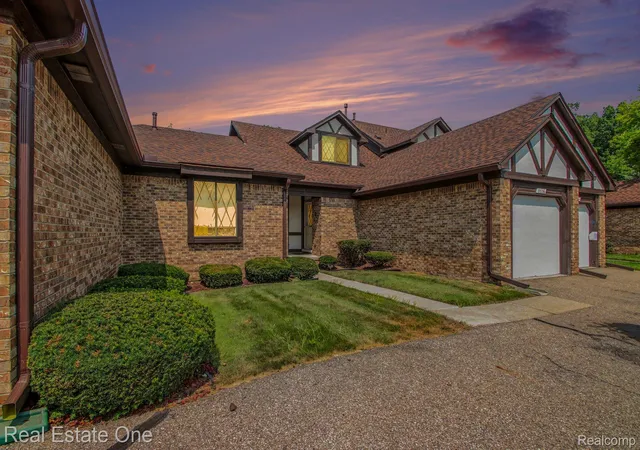 Photo 1 of Sale Pending at 3326 Heritage Pkwy, Dearborn, MI 48124 | MLS# 20261063616 | Listing updated on 2026-08-21