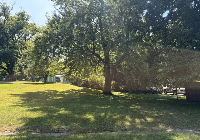 Photo 3 of Single family home for sale at 20 S Bronson St, New Buffalo, MI 49117 | MLS# 69026042000 | Listing updated on 2026-08-21