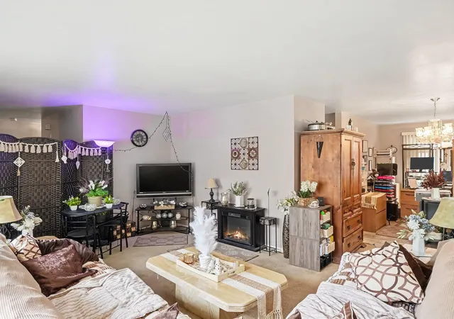 Photo 3 of Single family home for sale at 43 Butternut Ct, Chelsea, MI 48118 | MLS# 81026041995 | Listing updated on 2026-09-16