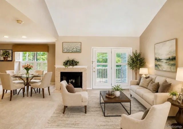 Listing Photo 5 - Condo for sale in building located at 1168 Fairways Blvd, Troy, MI 48085