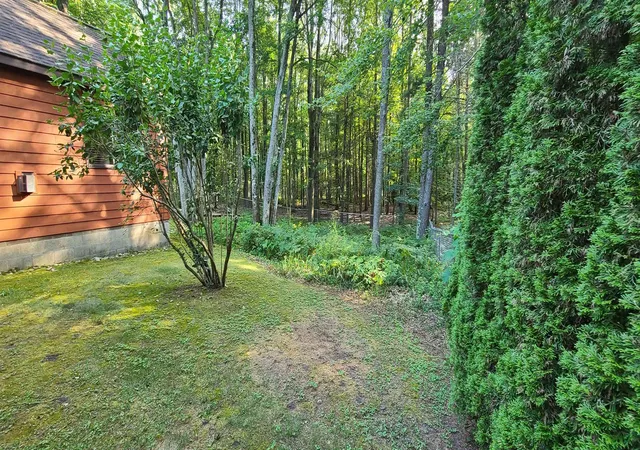 Photo 4 of Single family home for sale at 4534 Oakridge Dr, Oscoda, MI 48750 | MLS# 77080072213 | Listing updated on 2026-08-21