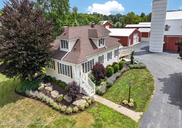 Photo 2 of Single family home for sale at 12139 Gooding Rd, Milan, MI 48160 | MLS# 20261063649 | Listing updated on 2026-09-16