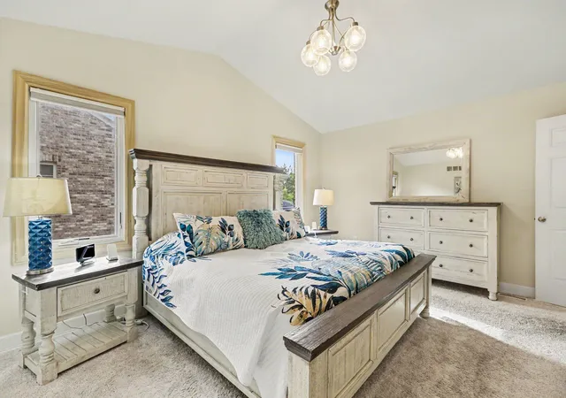 Photo 4 of Single family home for sale at 37454 Eagle Dr, Livonia, MI 48150 | MLS# 81026042022 | Listing updated on 2026-09-20