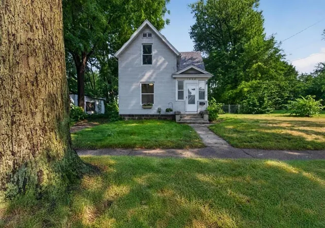1st image of 1608 Chapin St, Jackson, MI 49203 | MLS# 55026042020