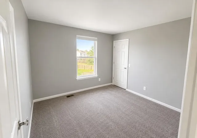 Photo 4 of Single family home for sale at 7267 Essex Dr, Ypsilanti, MI 48197 | MLS# 81026042023 | Listing updated on 2026-09-15