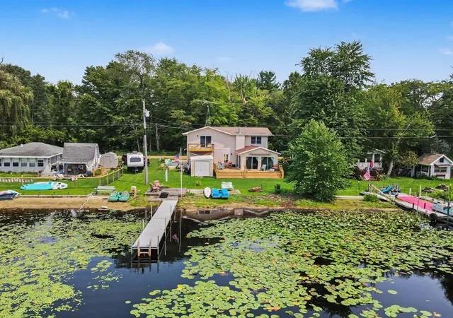Photo 3 of Single family home for sale at 51156 Maple Rd, Marcellus, MI 49067 | MLS# 66026042032 | Listing updated on 2026-09-17